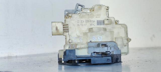 3C4839015 VAG Замок двери задней левой купить в Черкассы