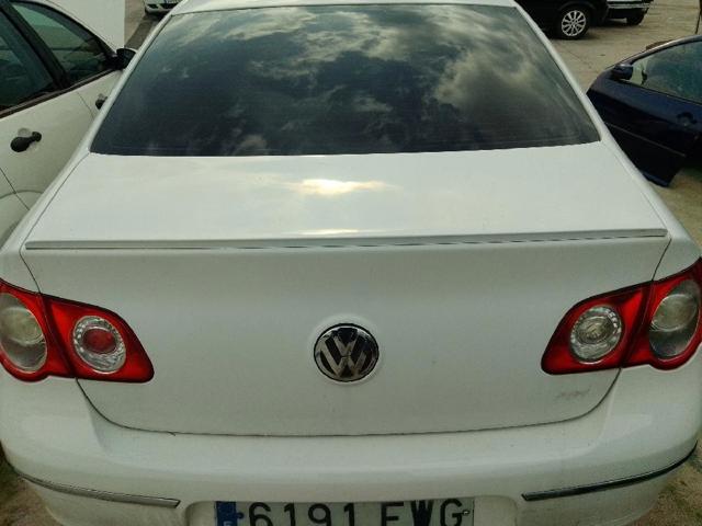 Tampa de porta-malas Volkswagen Passat 3C2