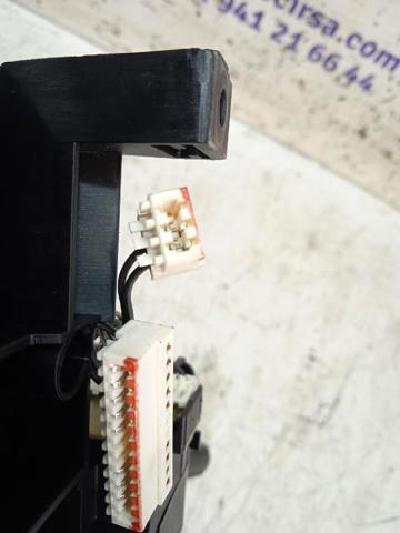 Comutador instalado na coluna da direção, montado Volkswagen Passat 3C2