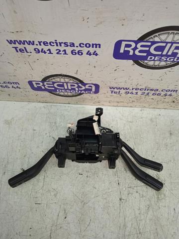 Comutador instalado na coluna da direção, montado Volkswagen Passat 3C2