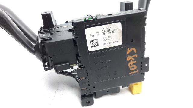 Comutador instalado na coluna da direção, montado Volkswagen Passat 3C2