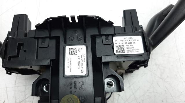 Comutador instalado na coluna da direção, montado Volkswagen Passat 3C2