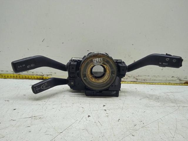 Comutador instalado na coluna da direção, montado 3C5953513C VAG