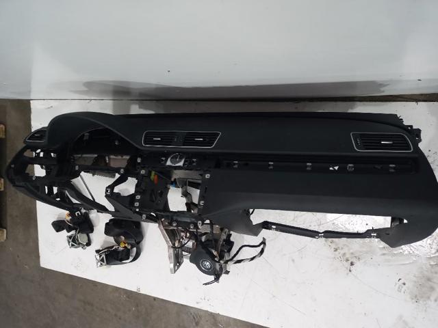 3C8880201P VAG Подушка безопасности (AIRBAG) водительская купить в Кривой Рог