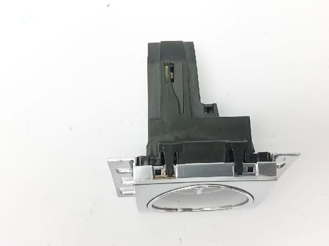 VAG 3C8919204A Часы салонные в наличии Сумы