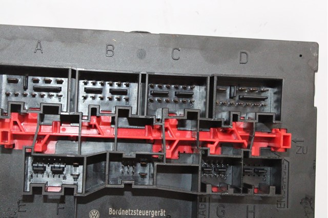 Relés de caixa / fusíveis para Volkswagen Passat 2.0 tdi 16v bkp 3C8937049E