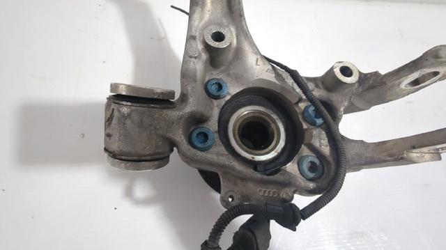 VAG 3D0505435G Цапфа задняя левая в наличии Киев