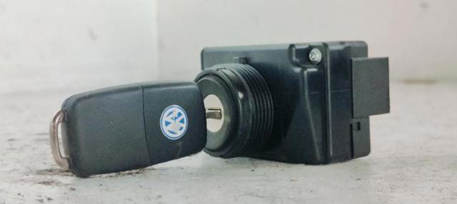 Fecho de ignição Volkswagen Touareg 1 7LA, 7L6, 7L7