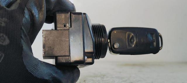 Fecho de ignição Volkswagen Touareg 1 7LA, 7L6, 7L7