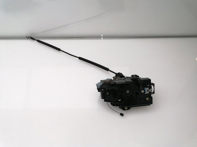 Fecho da porta dianteira esquerda 3D1837015 VAG