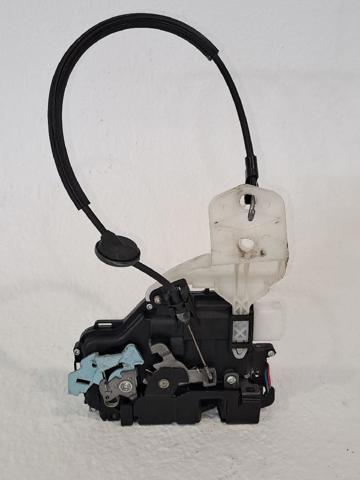 Fecho da porta dianteira esquerda 3D1837015AD VAG