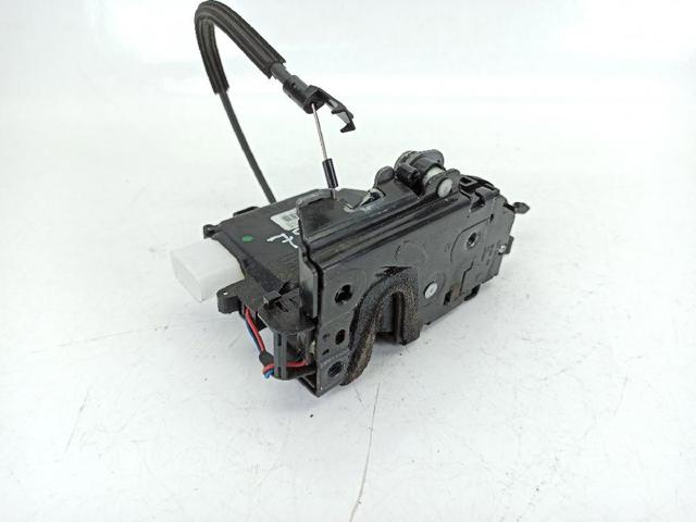 Fecho da porta dianteira esquerda Volkswagen Golf 521