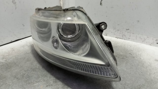 VAG 3D1941018P Правая фара в наличии Ужгород