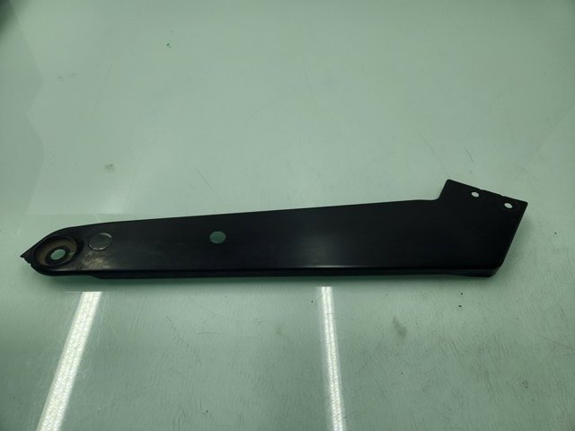 3G0805932 VAG Кронштейн суппорта радиатора верхний купить в Львов