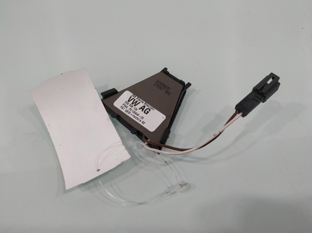 VAG 3G0845109 в наличии Ирпень