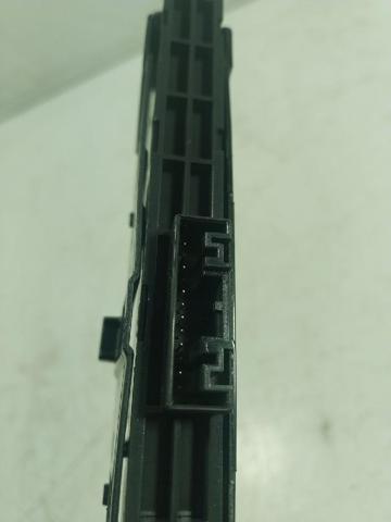 Botão de ativação do sinal de emergência Volkswagen Passat 3G2, CB2