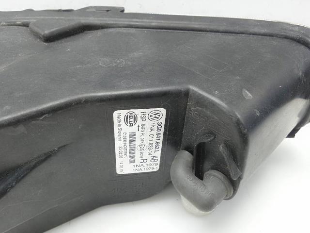 VAG 3G0941662L Фара противотуманная правая в наличии Николаев