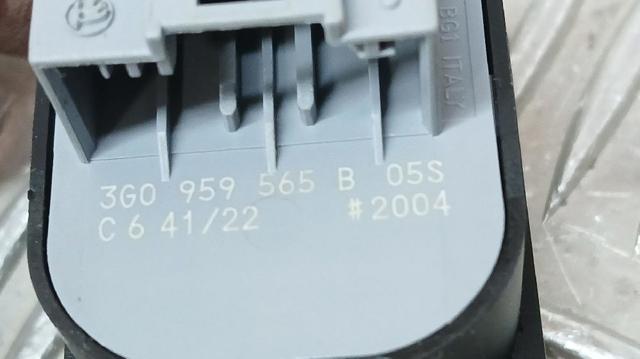 3G0959565B Блок управления зеркалами заднего вида, на двери купить Днепр