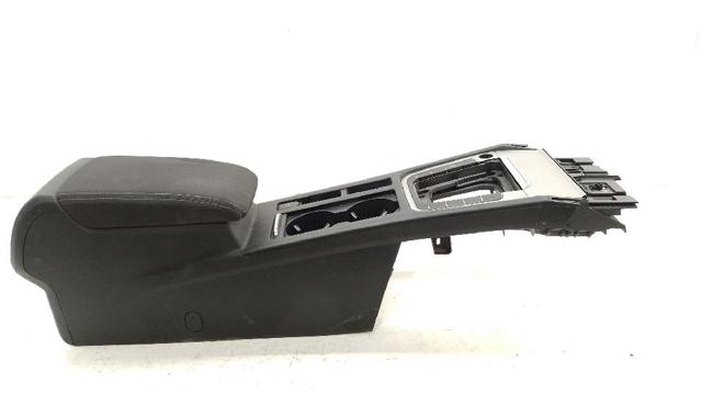 VAG 3G1863241C Консоль панели управления центральная в наличии Полтава