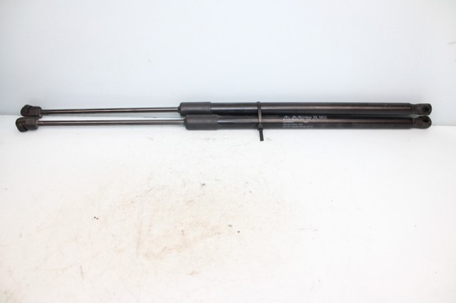 3G9827550C Амортизатор багажника купить Ирпень