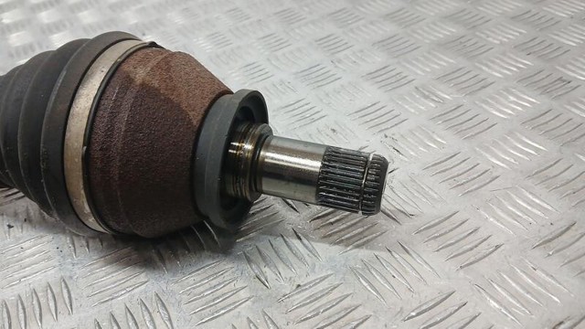 3H423N128DB LAND ROVER Левая полуось купить в Ровно