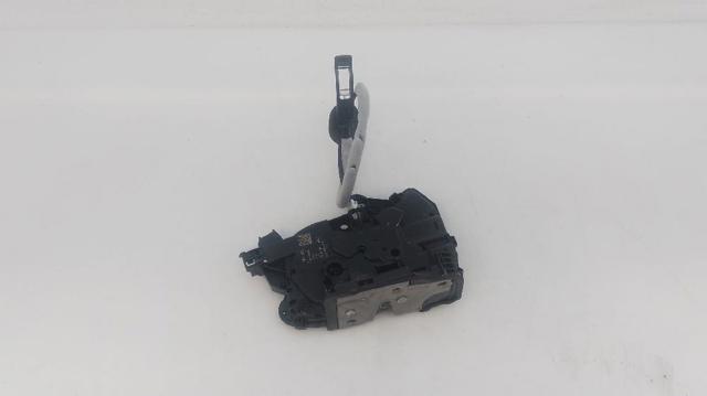 3J0839015 VAG Замок двери задней левой купить в Кривой Рог