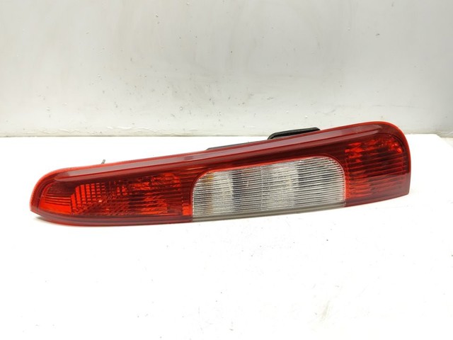 3M5113A602AD FORD Задний фонарь купить в Ужгород
