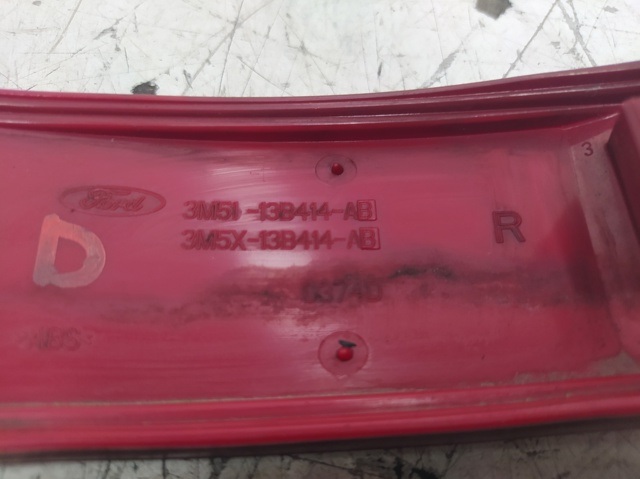 FORD 3M5113B414AB Катафот (отражатель) заднего бампера правый в наличии Черновцы