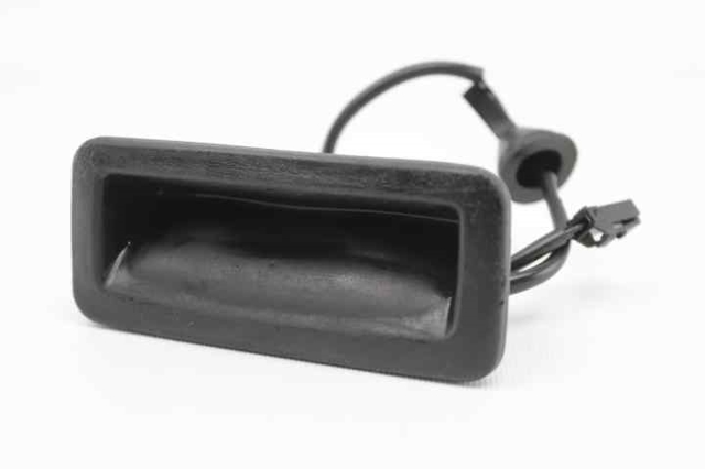 FORD 3M5119B514AC Кнопка привода замка крышки багажника (двери 3/5-й (ляды) в наличии Чернигов