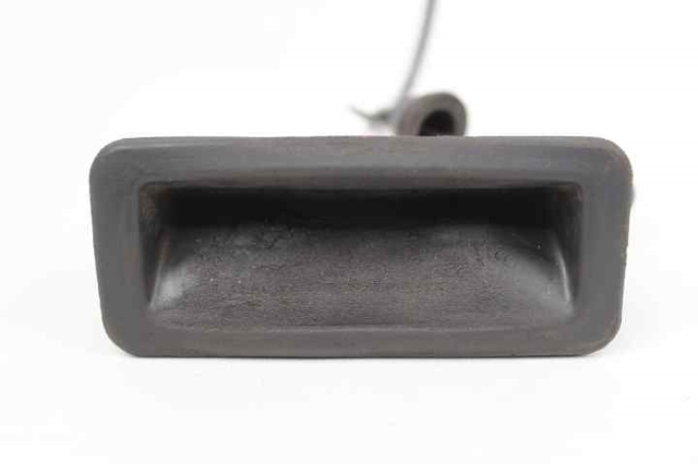 FORD 3M5119B514AC Кнопка привода замка крышки багажника (двери 3/5-й (ляды) в наличии Полтава