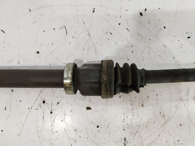 FORD 3M513B436BAE Полуось (привод) передняя правая в наличии Полтава