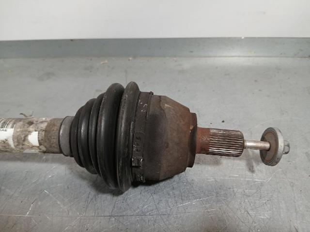 3M513B436DAE FORD Полуось (привод) передняя правая купить в Житомир