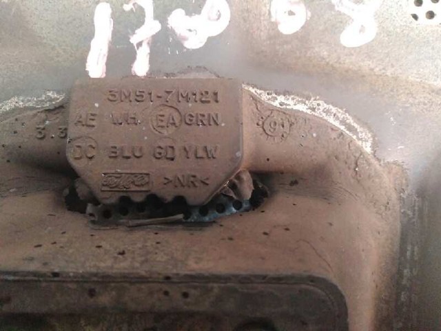 FORD 3M517M121 Левая подушка двигателя в наличии Ирпень