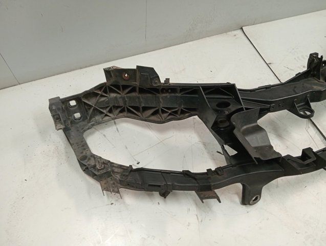 3M518B041AZ Рамка радиатора купить Сумы