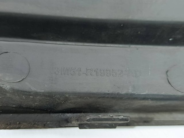 FORD 3M51R19952AD Заглушка (решетка) противотуманных фар бампера переднего правая в наличии Украина