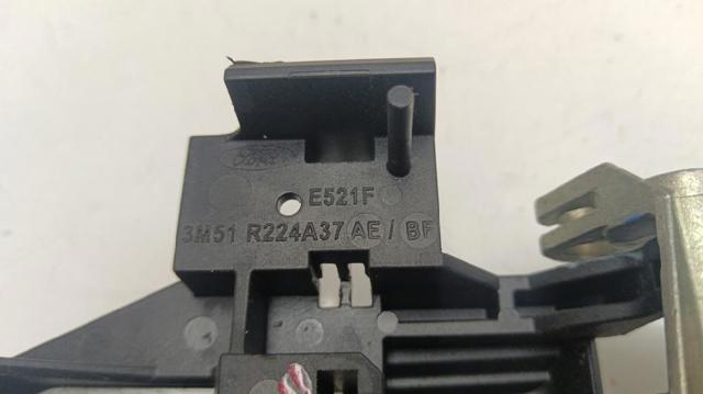 FORD 3M51R224A37AE Держатель наружной ручки двери передней левой в наличии Львов