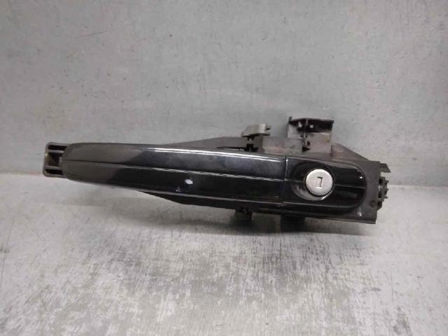 3M51R224A37BF FORD Держатель наружной ручки двери левых дверей купить в Тернополь