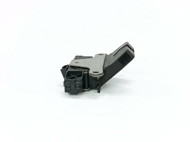 3M51R442A66AR Замок багажника купить Сумы