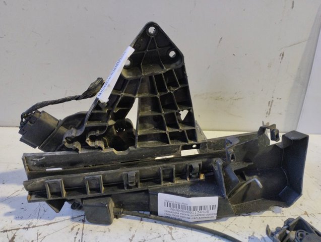 FORD 3M5AR21813EU Замок водительской двери в наличии Каменское