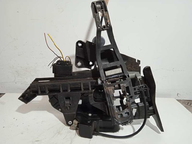 3M5AR26413ES FORD Замок двери задней правой купить в Одесса