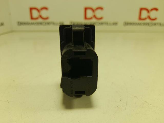 Botão de ativação do sinal de emergência Ford C-Max DM2