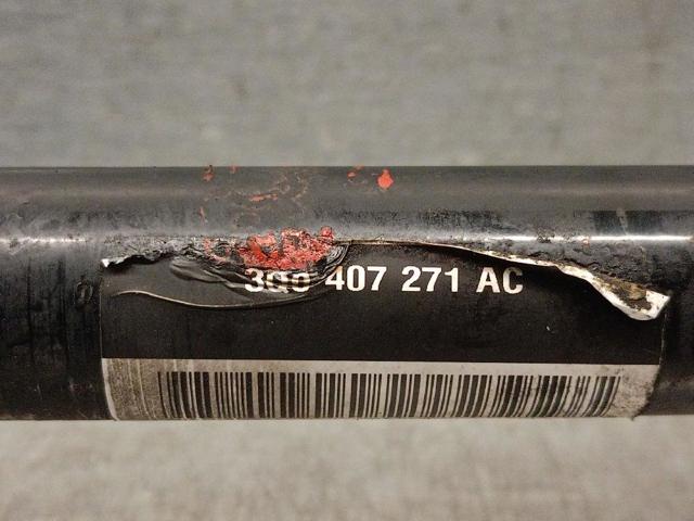 3Q0407271AC Полуось (привод) передняя левая купить Черновцы