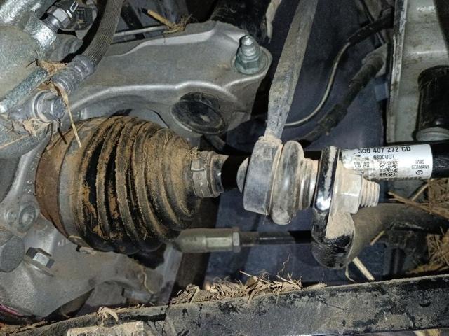 3Q0407272CD VAG Правая полуось купить в Николаев