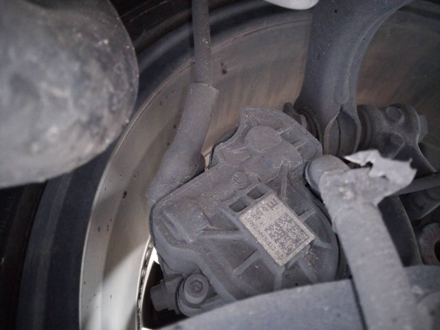 Pinça de freio traseira direita para Volkswagen Passat 1.6 TDI DCXA 3Q0615406