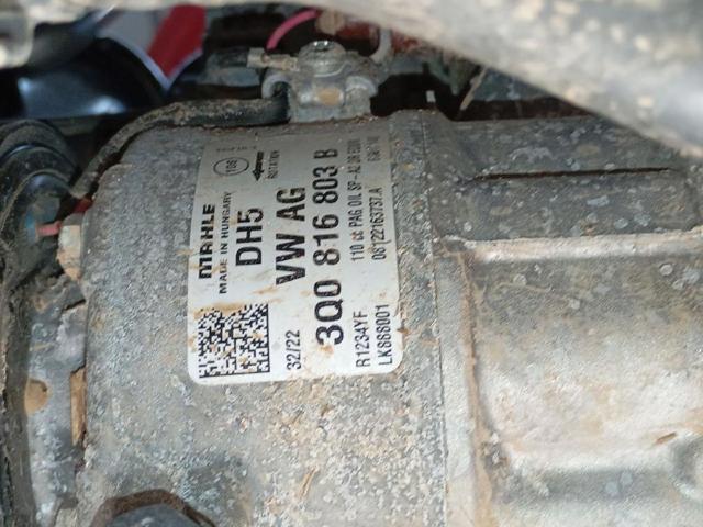 Compressor de aparelho de ar condicionado 3Q0816803B VAG