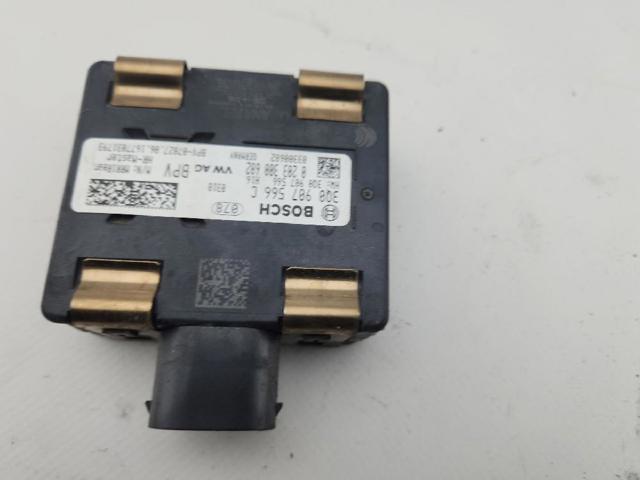 3Q0907566C Датчик контроля мертвой зоны задний купить Ирпень
