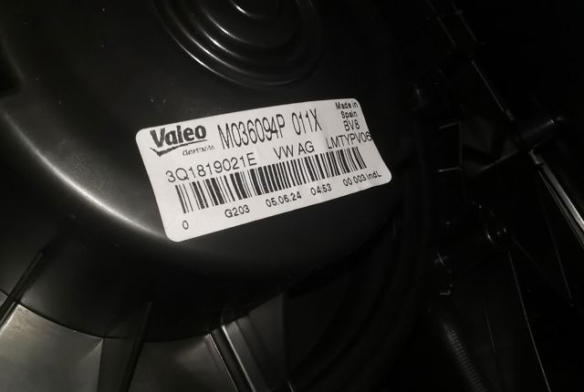 VAG 3Q1819021E Вентилятор печки в наличии Харьков