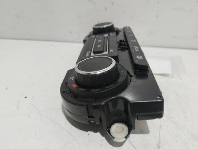 Unidade de controlo dos modos de aquecimento/condicionamento Skoda Octavia 1Z3