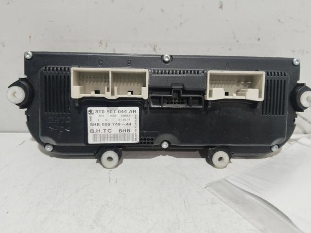Unidade de controlo dos modos de aquecimento/condicionamento Skoda Octavia 1Z3