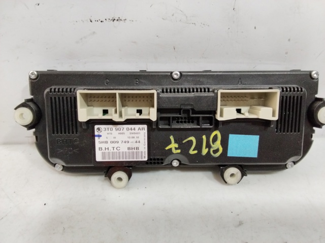 Unidade de controlo dos modos de aquecimento/condicionamento Skoda Octavia 1Z3